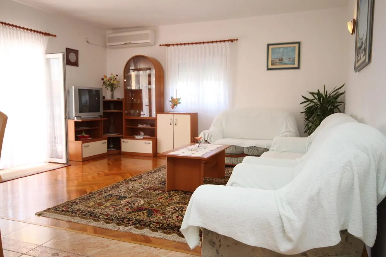 Apartments By The Sea Vlasici, Pag - 6523 Povljana