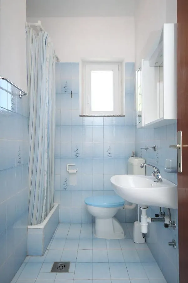 Apartments By The Sea Vlasici, Pag - 6523 Povljana