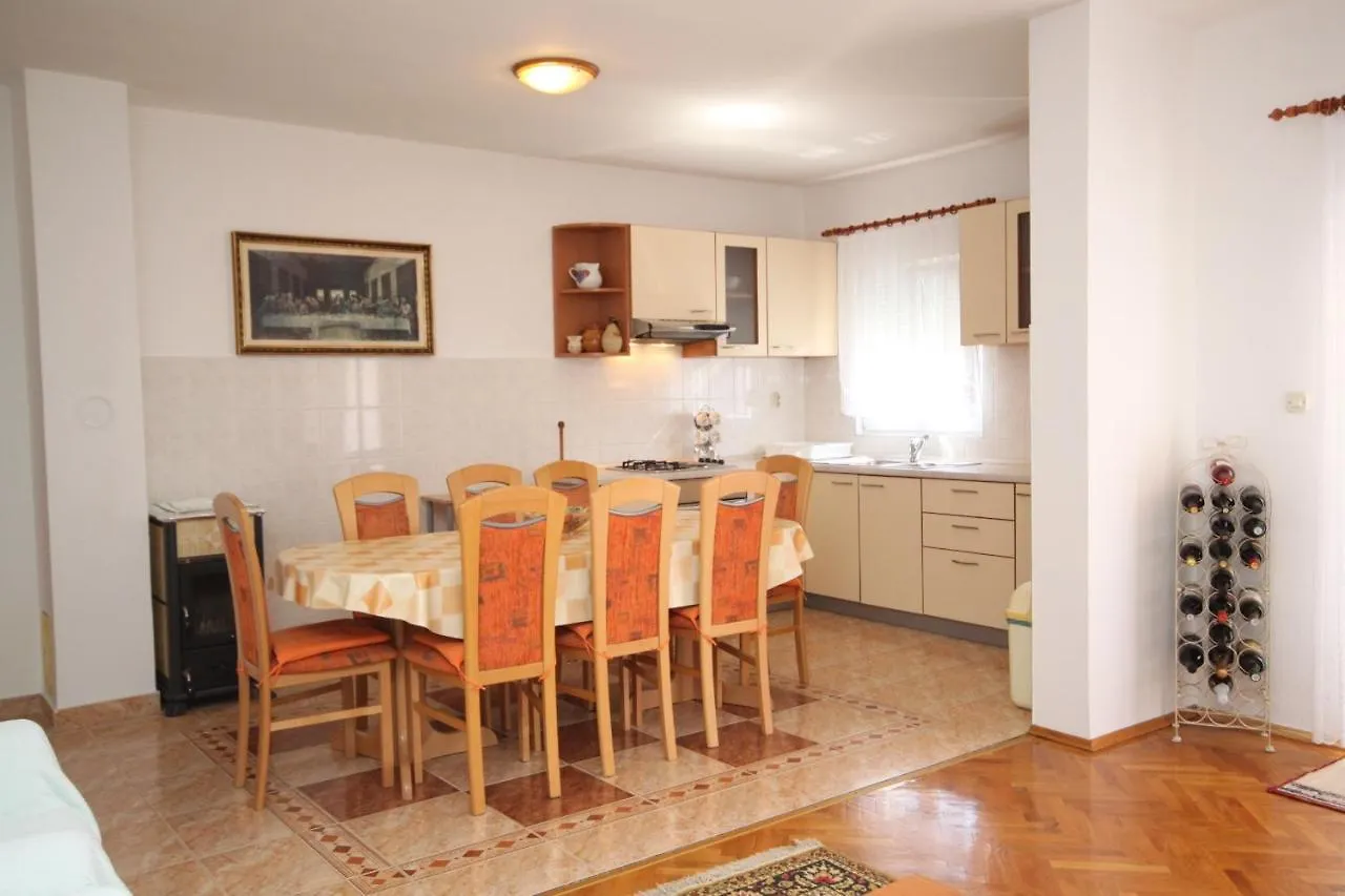 Apartments By The Sea Vlasici, Pag - 6523 Povljana
