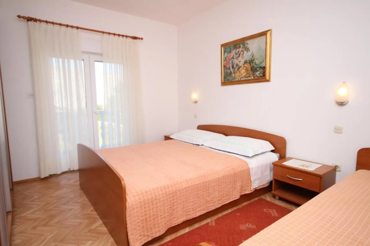 Apartments By The Sea Vlasici, Pag - 6523 Povljana