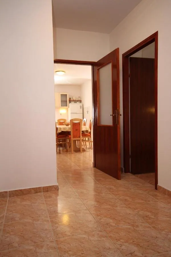 Apartments By The Sea Vlasici, Pag - 6523 Povljana